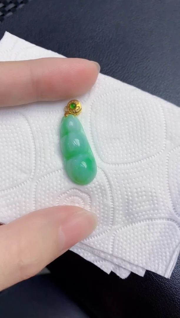 颈饰未镶嵌翡翠天然翡翠缅甸A货