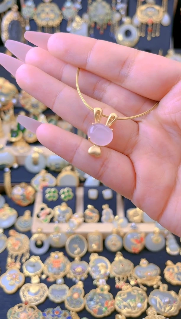 【闪购商品】玛瑙/玉髓吊坠合金小兔子吊坠
