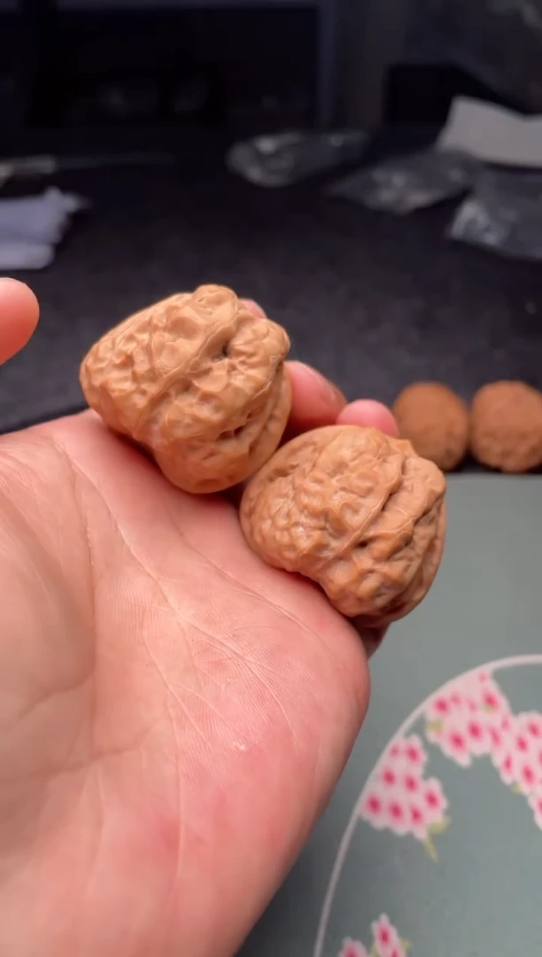 把件文玩核桃a116   蛤蟆头 39尺