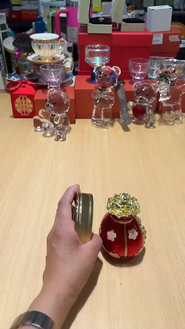 瓷片碗碟好物一件不留@@1