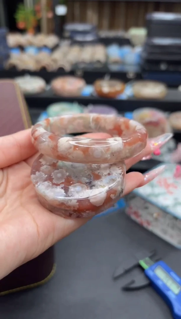 未镶嵌手镯石英质玉88(59圈赠送镯心)不退不换