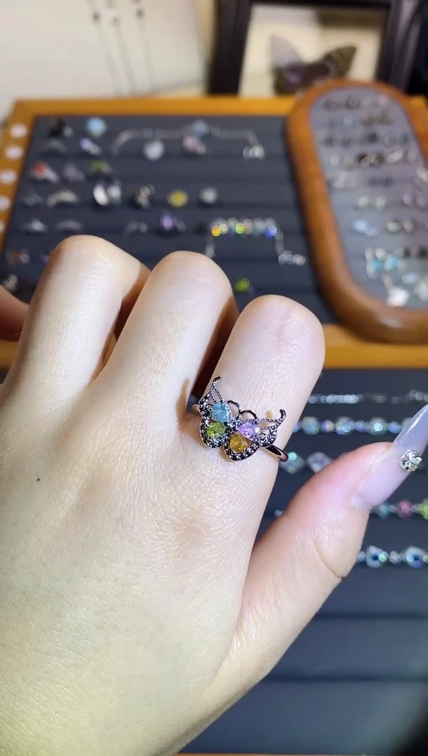 【闪购商品】水晶手链银S925镶嵌A25