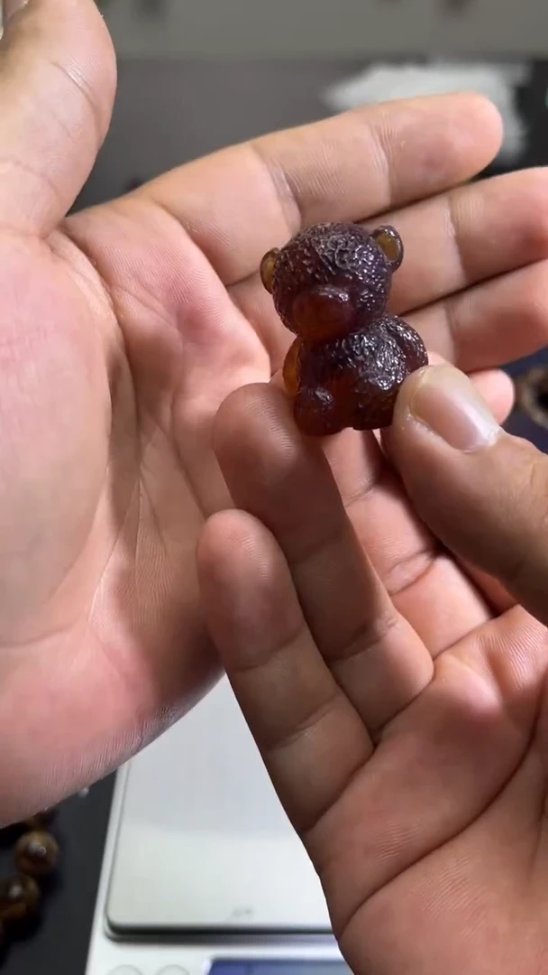 未镶嵌琥珀裸石42