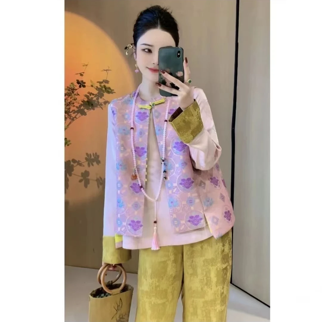 新中式国风高级感超好看炸街减龄漂亮织锦印花马甲外套女早春新款