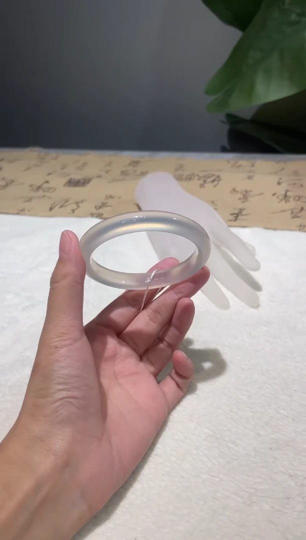 手镯玛瑙/玉髓未镶嵌56.5鉴赏期48小时