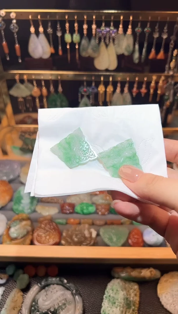 定制翡翠未镶嵌翡翠