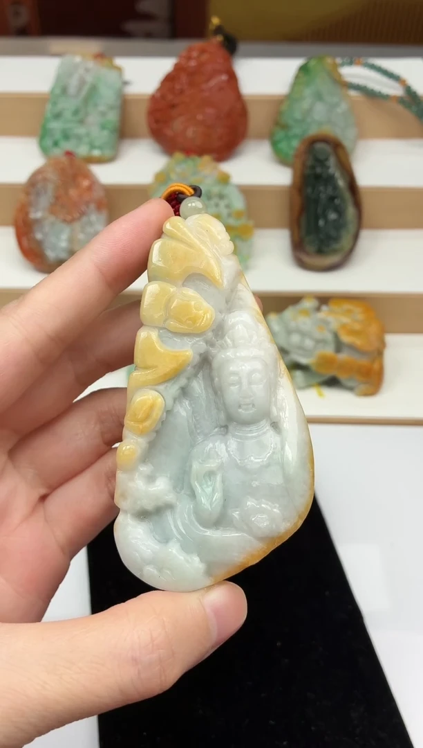 颈饰未镶嵌翡翠牌子