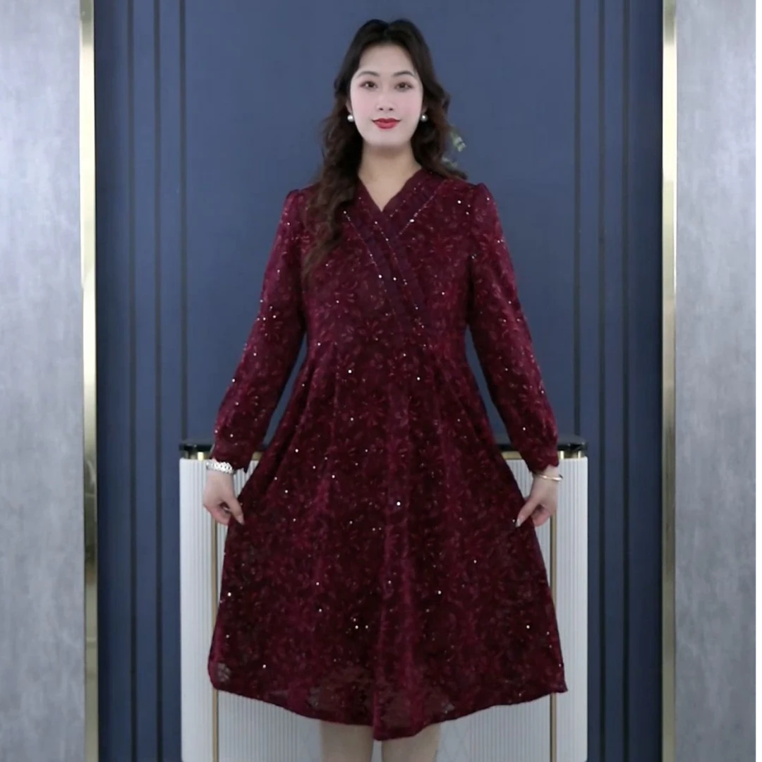 薇姐大码女装2025春装洋气减龄新中式显瘦连衣裙250512