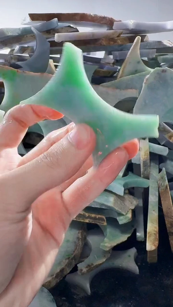 裸石翡翠缅甸翡翠A货文2669