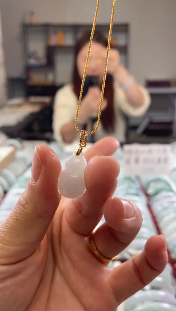 颈饰未镶嵌翡翠多样性发一