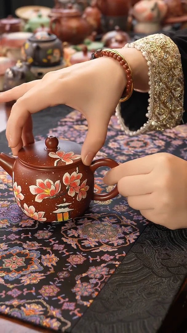 茶壶紫砂朱泥汉瓦玉兰