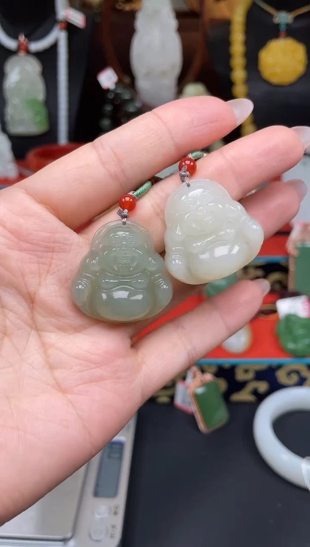 和田玉未镶嵌颈饰吊坠多样性发其一h005