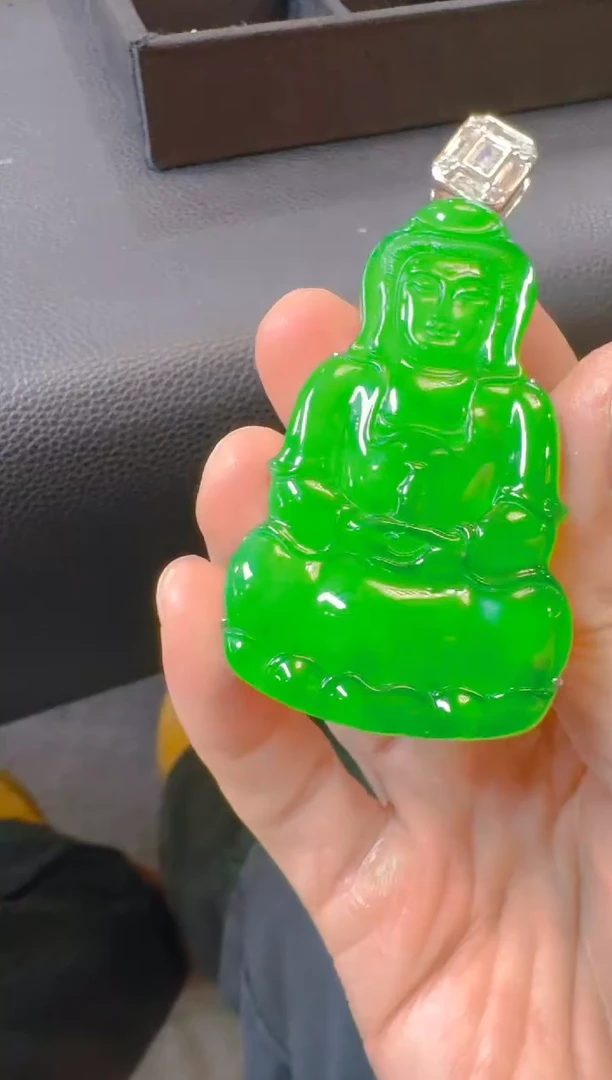 吊坠(赠链)银S925镶嵌翡翠天然A货翡翠