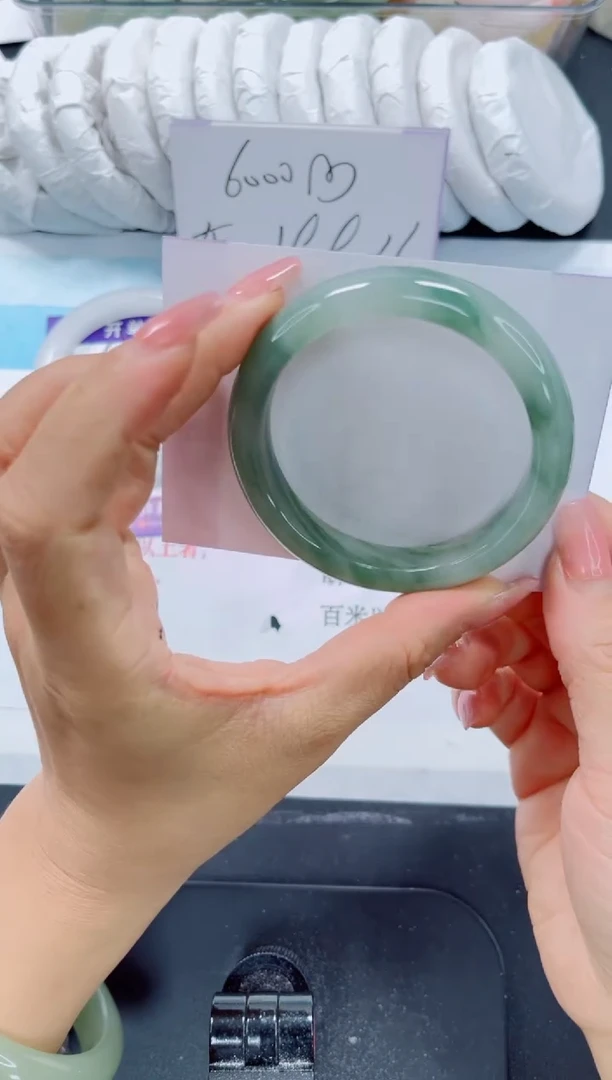 未镶嵌手镯石英质玉59-54.2