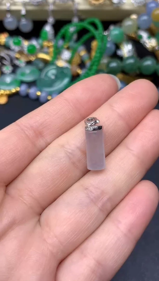 颈饰18K金镶嵌翡翠14-雪姐翡翠天天见