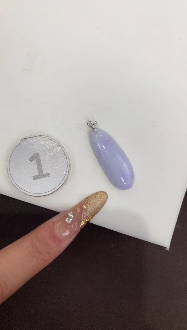 颈饰18K金镶嵌翡翠天然缅甸a货翡翠