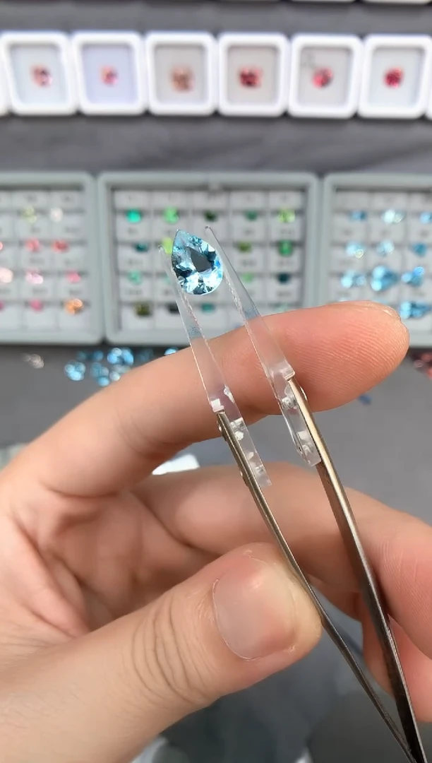 【闪购商品】定制海蓝宝石裸石未镶嵌1.27ct