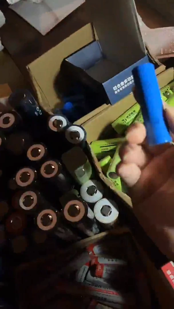 家用户外通用电池