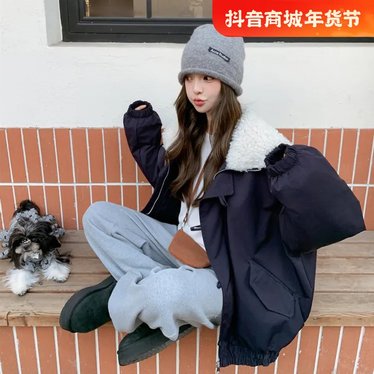 韩版宽松学院风牛角扣派克白鸭绒羽绒服女冬新款小个子加厚短外套