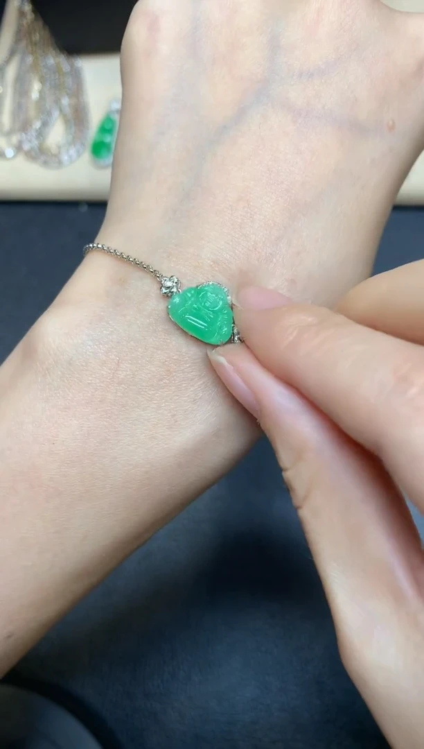 【闪购商品】翡翠手链18K金镶嵌【无服务费