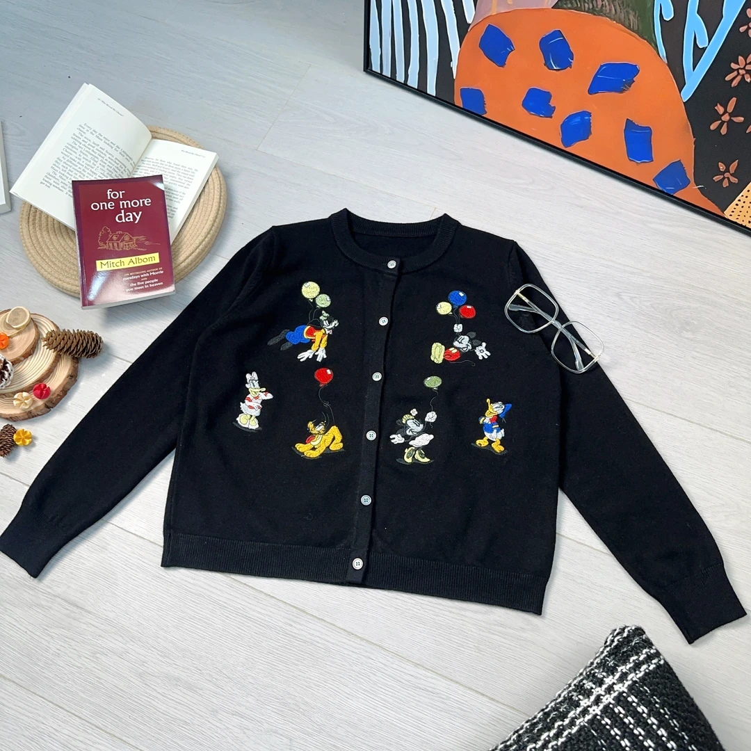 2024秋冬新款时尚休闲卡通刺绣纯色开衫毛衣针织长袖7611