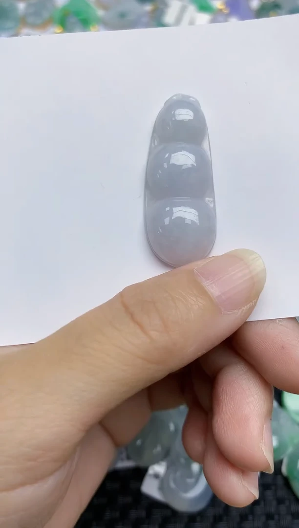 翡翠未镶嵌颈饰天然A货翡翠