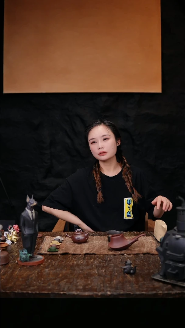 三川堂紫砂一liang红红
