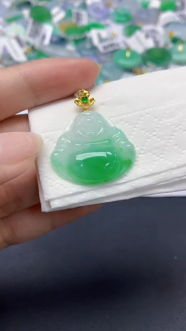 翡翠18K金镶嵌颈饰天然缅甸a货翡翠