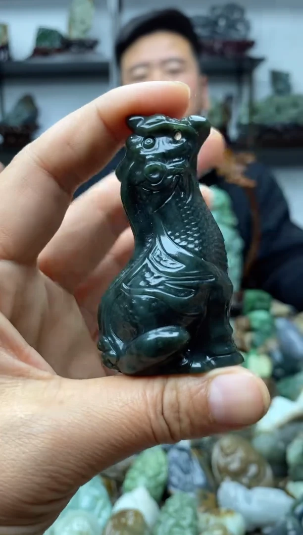 未镶嵌和田玉把件1