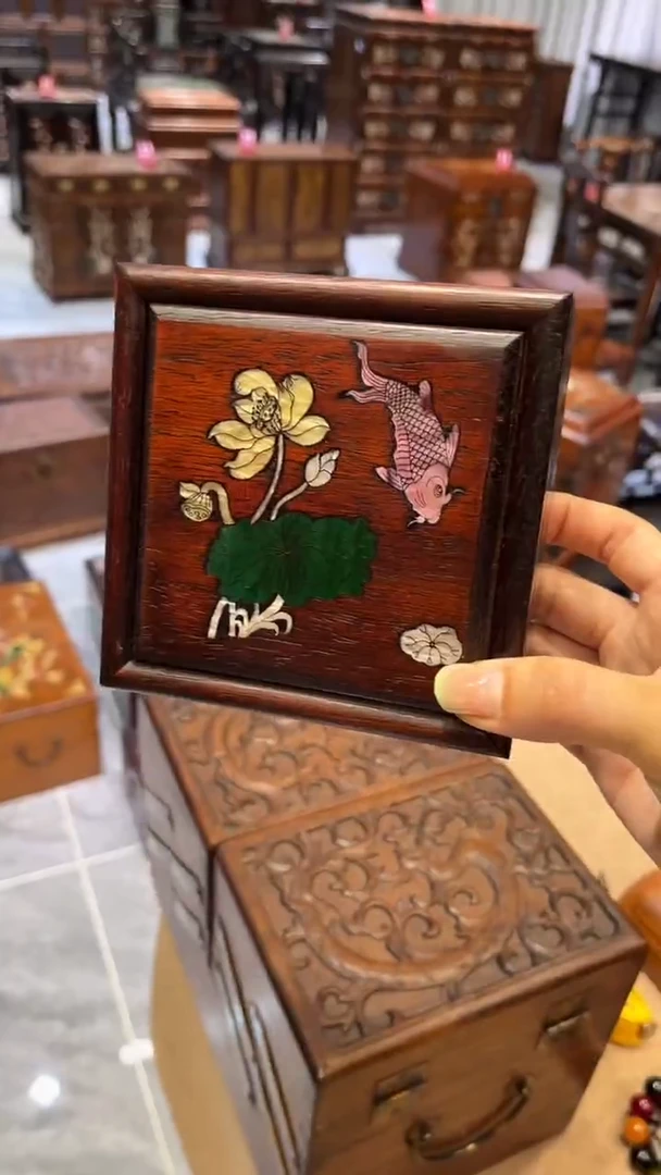 木连年有余方形抽拉盒