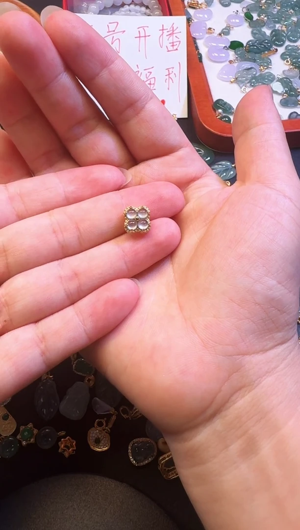 翡翠银S925镶嵌颈饰天然A货翡翠