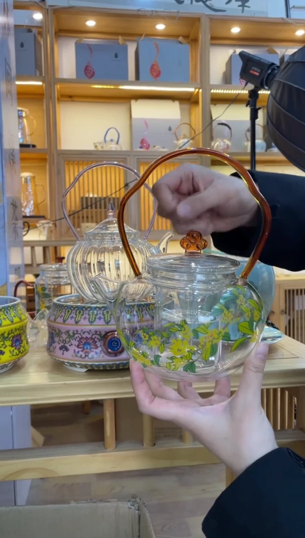 金狮通运壶琥珀把蒸煮桂花