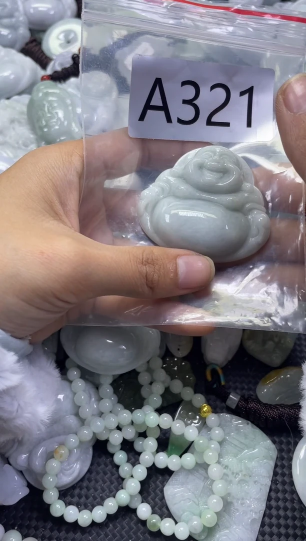 颈饰未镶嵌翡翠A321