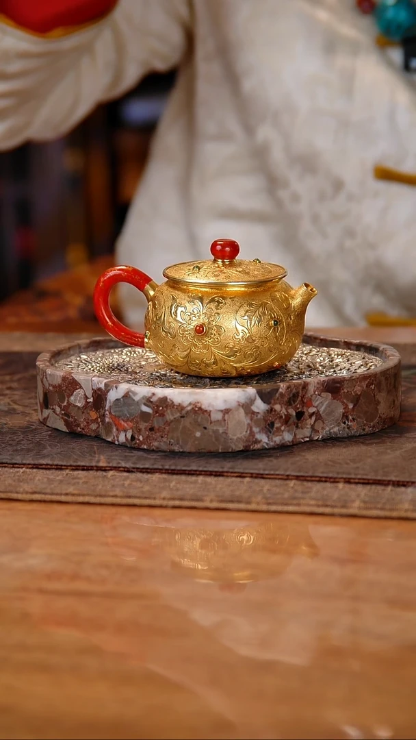 盛唐工坊 足银999 手工泡茶壶繁花镀金