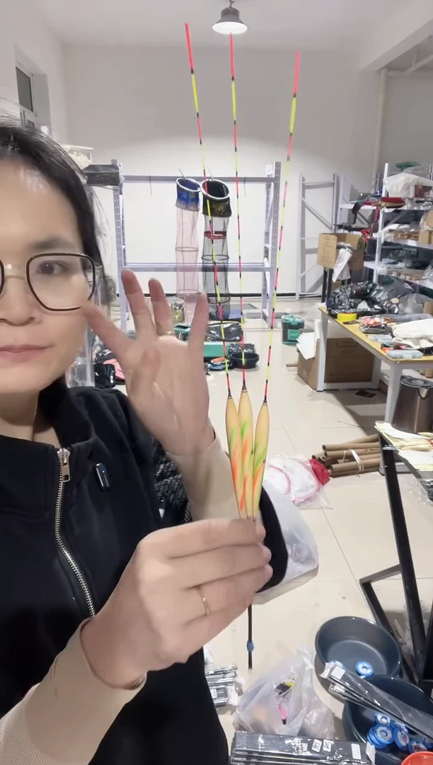 小仙手绘 3支  3.0克