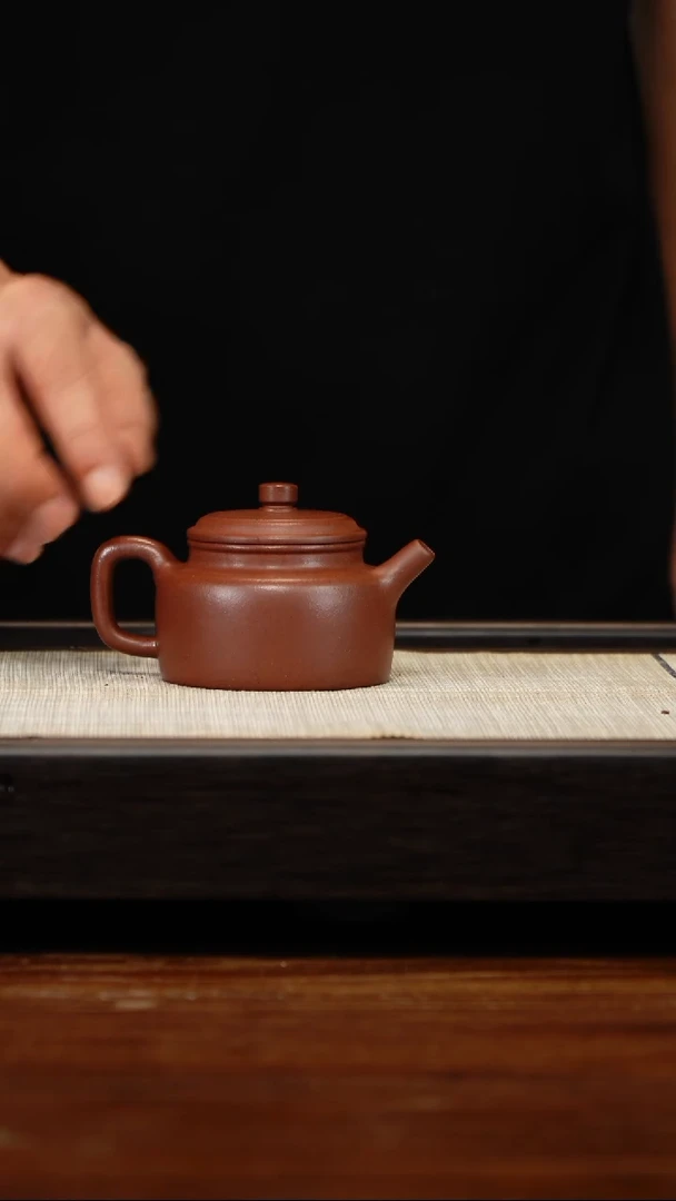 茶壶紫砂五底德中150