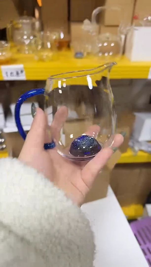 斑斓底珠诚然公杯