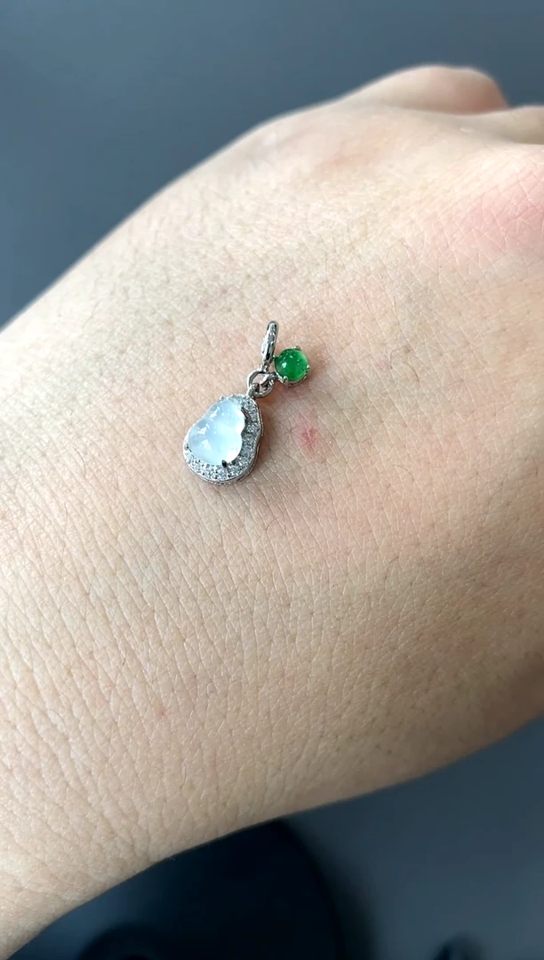 【闪购商品】翡翠颈饰银S925镶嵌买断价