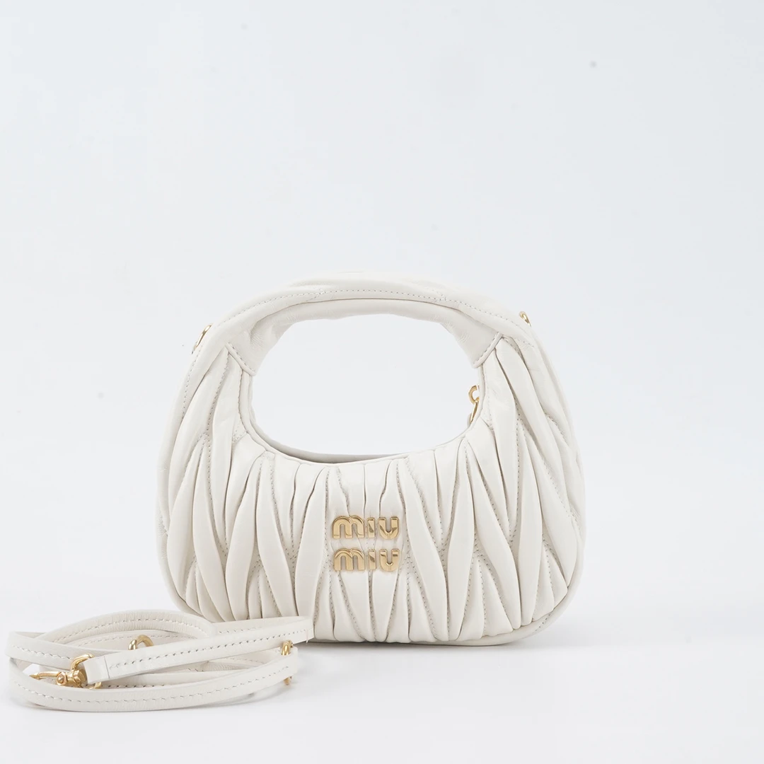 95新 MIU MIU/缪缪 Wander 白金 牛皮 手提斜挎包/BGB200820002