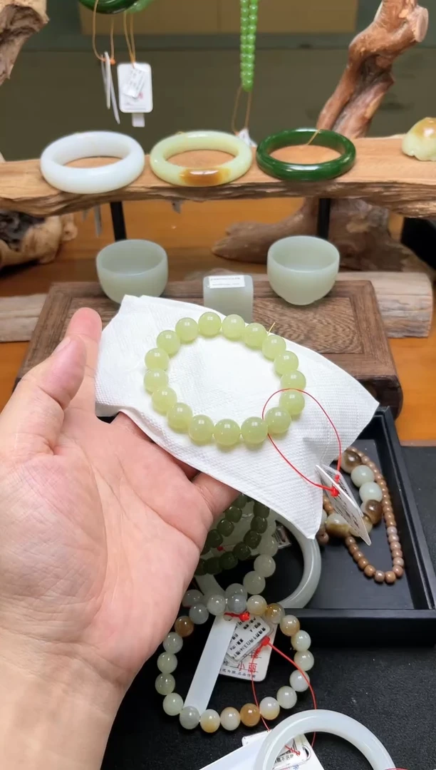 未镶嵌手串和田玉卡12若羌黄 圆珠 多样性发一