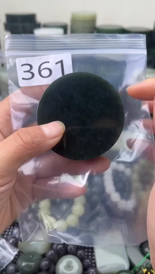 未镶嵌和田玉珠宝半成品镯芯
