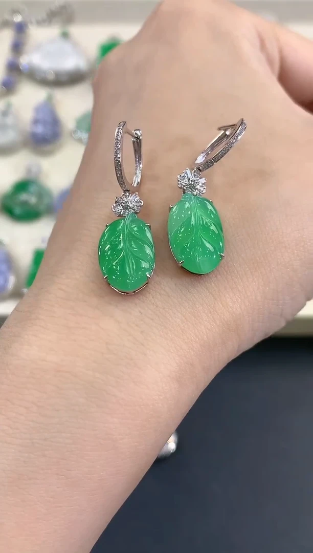 翡翠18K金镶嵌耳饰B171