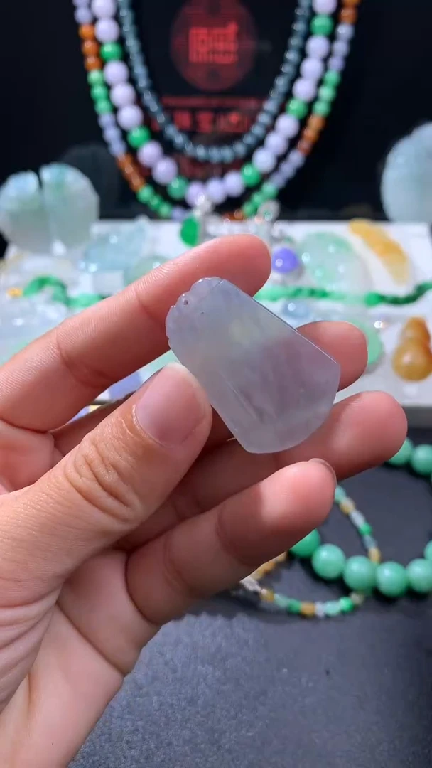 未镶嵌定制翡翠