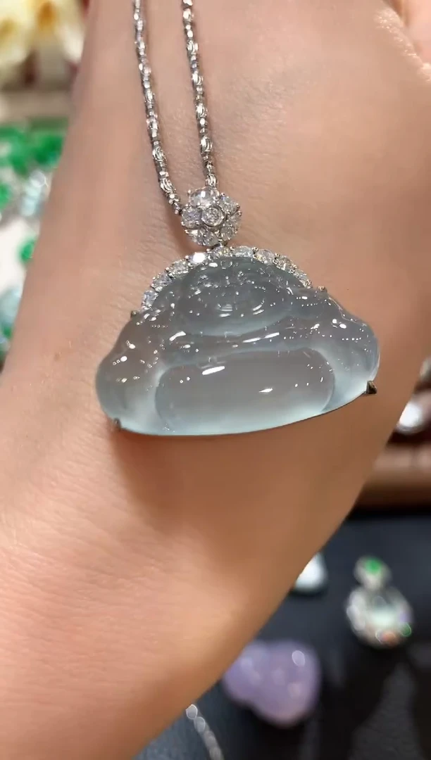 吊坠(不含链)18K金镶嵌翡翠m75