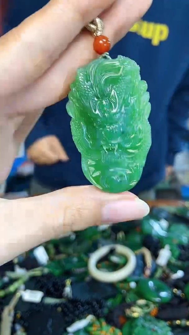 未镶嵌和田玉挂件1