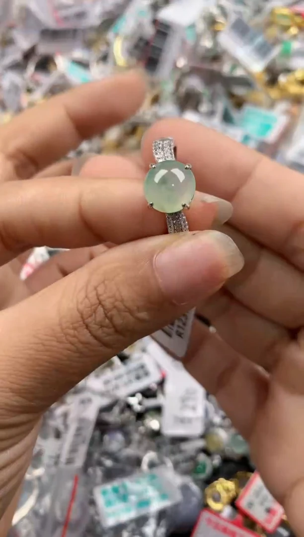银S925镶嵌戒指翡翠333       8