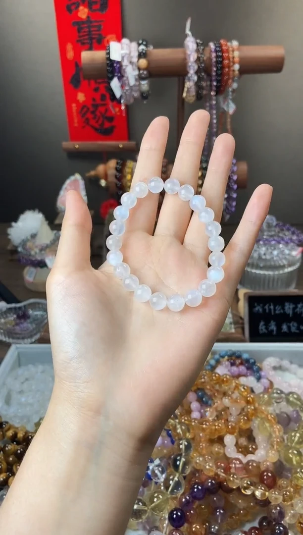 手链未镶嵌月光石乐**?蓝月光8.5mm微瑕