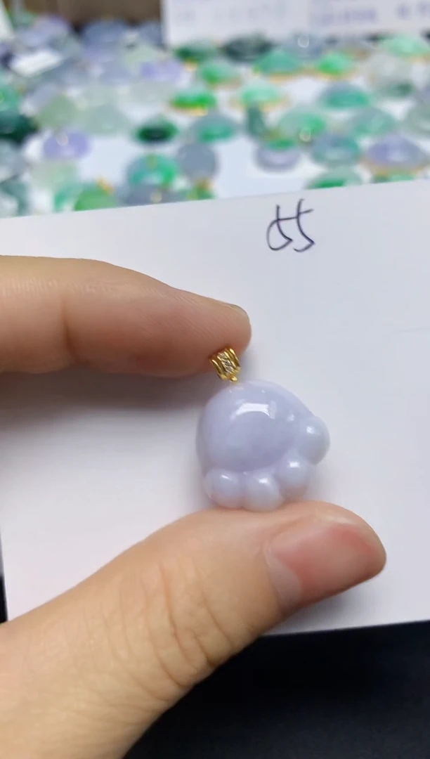 翡翠未镶嵌颈饰天然缅甸翡翠A货