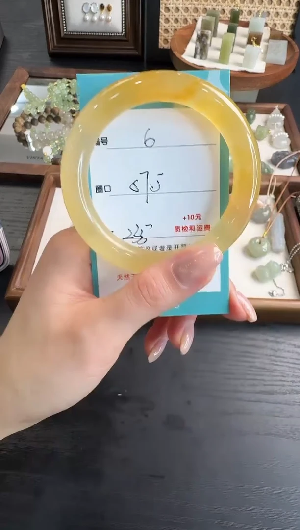 未镶嵌手镯石英质玉6