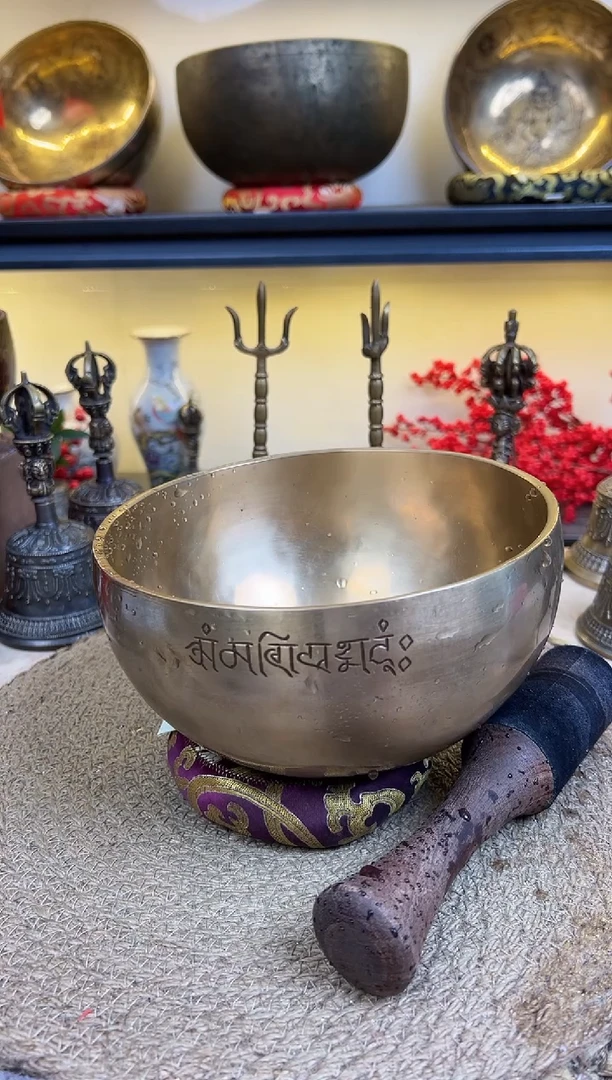 隔****)莲花钵19A